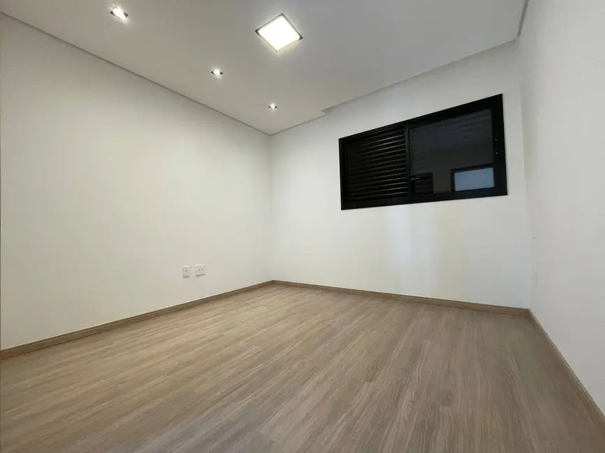 Foto 4 de Casa de Condomínio com 3 quartos à venda em Horto Florestal, Sorocaba - SP