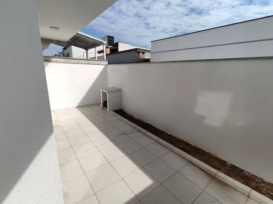 Casa de Condomínio com 3 quartos à venda e para alugar, 125m2 em Horto Florestal, Sorocaba - SP - imagem 4 Foto 4 de Casa de Condomínio com 3 quartos à venda e para alugar, 125m2 em Horto Florestal, Sorocaba - SP