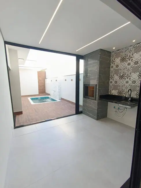 Casa de Condomínio com 3 quartos à venda, 200m2 em Sorocaba - SP - imagem 4 Foto 4 de Casa de Condomínio com 3 quartos à venda, 200m2 em Sorocaba - SP