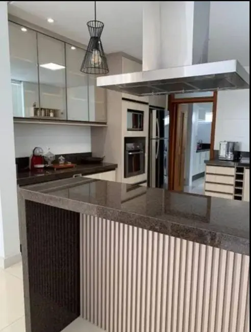 Foto 4 de Casa de Condomínio com 3 quartos à venda, 300m2 em Jardim Residencial Mont Blanc, Sorocaba - SP