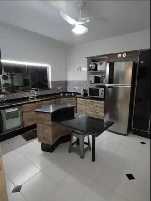 Casa de Condomínio com 3 quartos à venda em Parque Residencial Villa dos Inglezes, Sorocaba - SP - imagem 5 Foto 5 de Casa de Condomínio com 3 quartos à venda em Parque Residencial Villa dos Inglezes, Sorocaba - SP