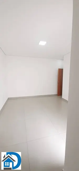 Foto 2 de Casa com 3 quartos à venda, 200m2 em Wanel Ville, Sorocaba - SP