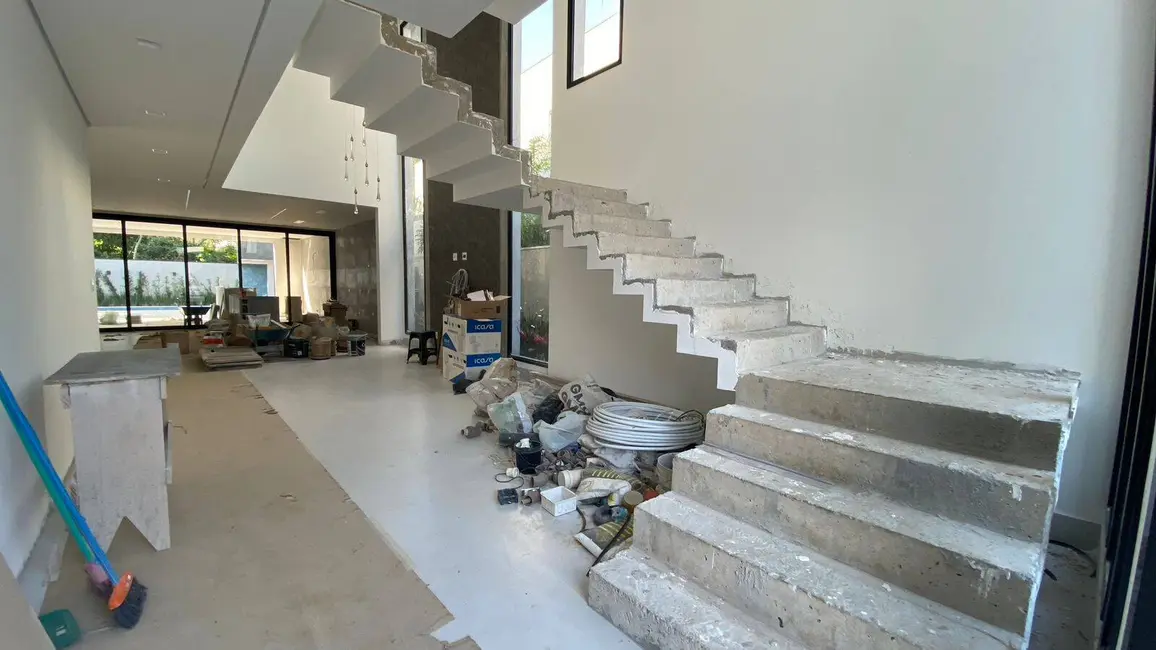 Foto 3 de Casa com 6 quartos à venda, 440m2 em Bertioga - SP