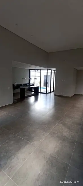 Casa de Condomínio com 3 quartos à venda, 300m2 em Jardim Residencial Mont Blanc, Sorocaba - SP - imagem 4 Foto 4 de Casa de Condomínio com 3 quartos à venda, 300m2 em Jardim Residencial Mont Blanc, Sorocaba - SP