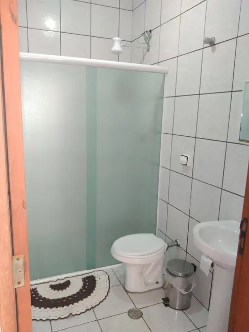 Casa de Condomínio com 4 quartos à venda, 45000m2 em Dona Catarina, Mairinque - SP - imagem 3 Foto 3 de Casa de Condomínio com 4 quartos à venda, 45000m2 em Dona Catarina, Mairinque - SP