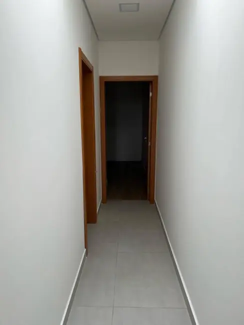 Casa de Condomínio com 3 quartos à venda, 200m2 em Wanel Ville, Sorocaba - SP - imagem 9 Foto 9 de Casa de Condomínio com 3 quartos à venda, 200m2 em Wanel Ville, Sorocaba - SP