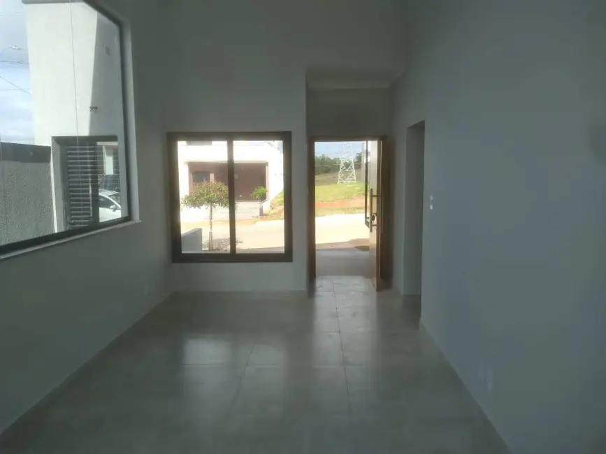 Casa com 3 quartos à venda, 200m2 em Wanel Ville, Sorocaba - SP - imagem 7 Foto 7 de Casa com 3 quartos à venda, 200m2 em Wanel Ville, Sorocaba - SP