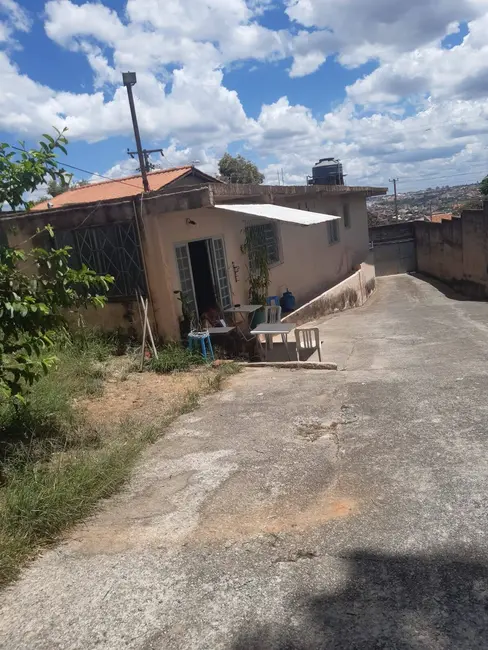 Casa com 2 quartos à venda, 700m2 em Vila Barão, Sorocaba - SP - imagem 5 Foto 5 de Casa com 2 quartos à venda, 700m2 em Vila Barão, Sorocaba - SP