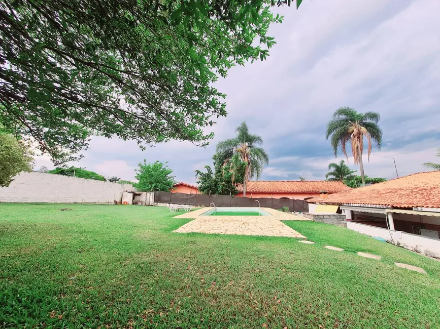 Chácara com 3 quartos à venda, 1000m2 em Aracoiaba Da Serra - SP - imagem 1 Foto 1 de Chácara com 3 quartos à venda, 1000m2 em Aracoiaba Da Serra - SP