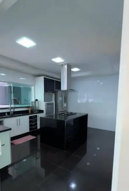 Casa com 5 quartos à venda, 383m2 em Jardim Gonçalves, Sorocaba - SP - imagem 8 Foto 8 de Casa com 5 quartos à venda, 383m2 em Jardim Gonçalves, Sorocaba - SP