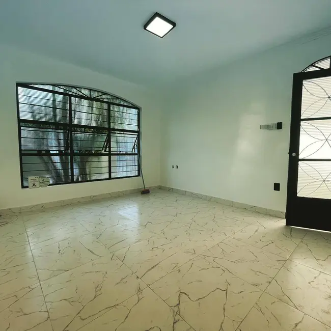 Foto 8 de Casa com 2 quartos à venda, 252m2 em Jardim Itanguá, Sorocaba - SP