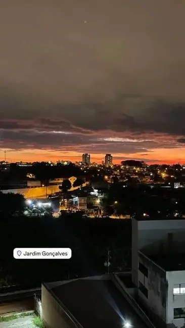 Foto 2 de Apartamento com 3 quartos à venda, 60m2 em Jardim Piratininga, Sorocaba - SP