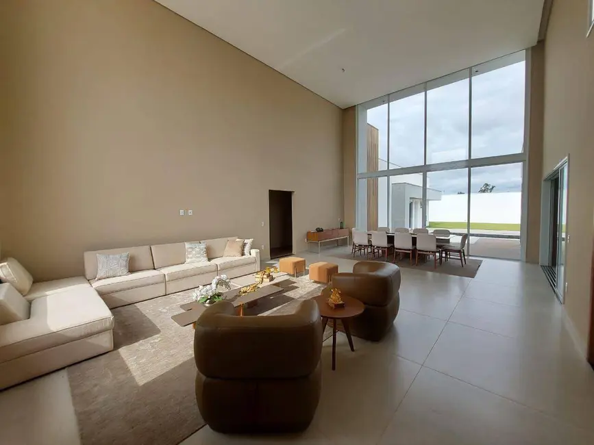Casa de Condomínio com 4 quartos à venda e para alugar, 1040m2 em Parque Reserva Fazenda Imperial, Sorocaba - SP - imagem 6 Foto 6 de Casa de Condomínio com 4 quartos à venda e para alugar, 1040m2 em Parque Reserva Fazenda Imperial, Sorocaba - SP