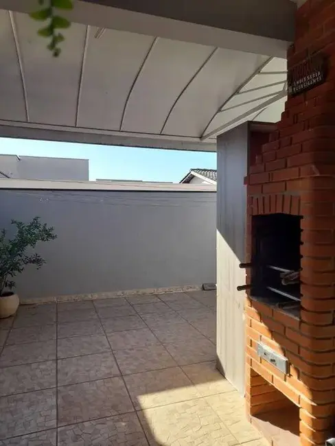 Foto 3 de Casa de Condomínio com 3 quartos à venda, 151m2 em Horto Florestal, Sorocaba - SP