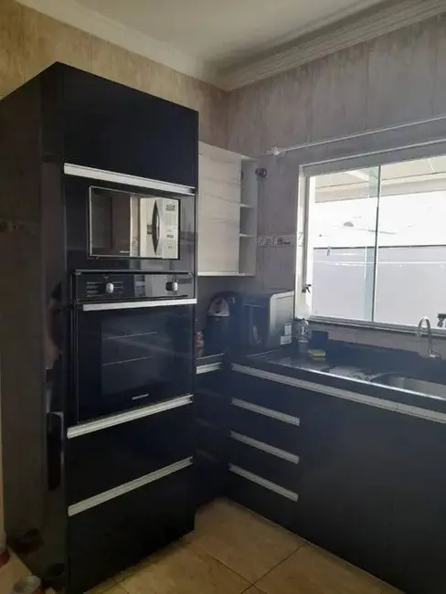 Foto 2 de Casa de Condomínio com 3 quartos à venda, 151m2 em Horto Florestal, Sorocaba - SP