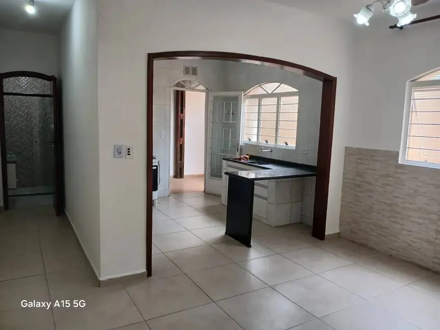 Foto 2 de Casa com 3 quartos à venda, 170m2 em Jardim Maria Antônia Prado, Sorocaba - SP