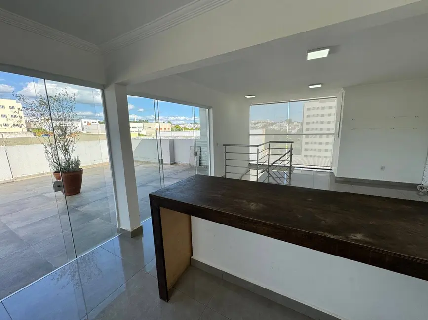 Foto 1 de Apartamento com 3 quartos à venda e para alugar, 180m2 em Jardim do Paço, Sorocaba - SP