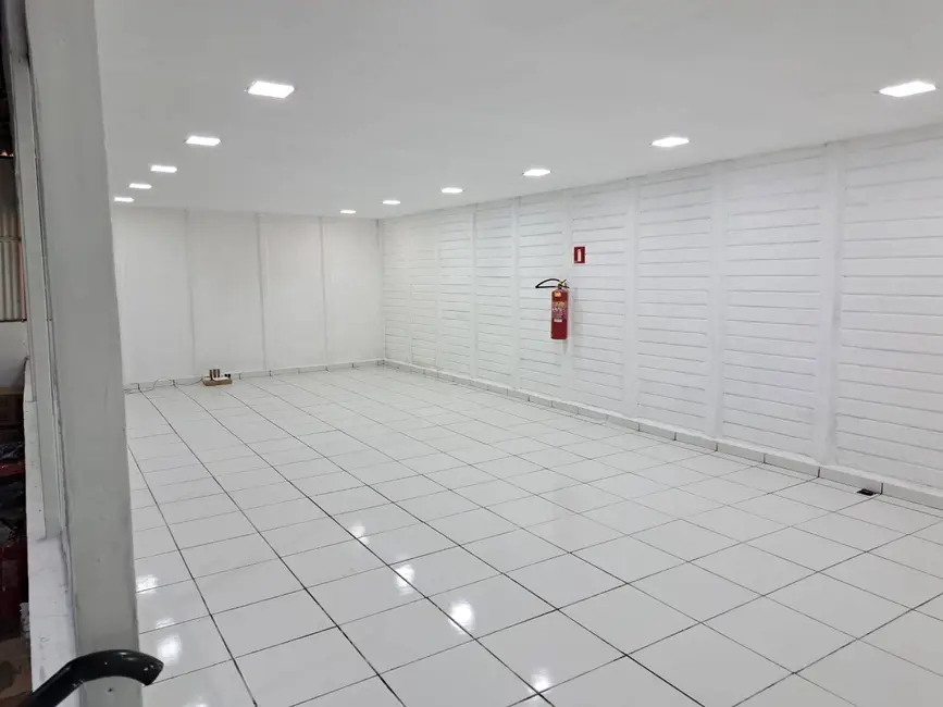Armazém / Galpão para alugar, 250m2 em Jardim Gonçalves, Sorocaba - SP - imagem 5 Foto 5 de Armazém / Galpão para alugar, 250m2 em Jardim Gonçalves, Sorocaba - SP