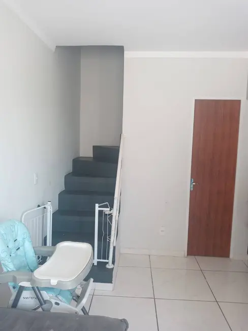Foto 2 de Casa com 2 quartos à venda, 75m2 em Jardim Wanel Ville V, Sorocaba - SP