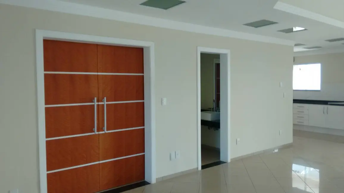 Foto 2 de Casa com 3 quartos à venda e para alugar, 265m2 em Parque Residencial Villa dos Inglezes, Sorocaba - SP