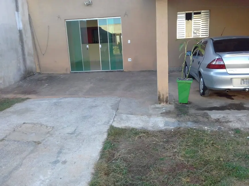 Foto 4 de Casa com 2 quartos à venda, 250m2 em Aracoiaba Da Serra - SP