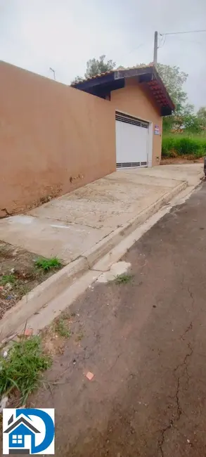 Foto 1 de Casa com 2 quartos à venda, 250m2 em Aracoiaba Da Serra - SP