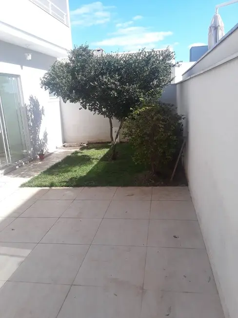 Foto 9 de Casa com 3 quartos à venda e para alugar, 250m2 em Ibiti Royal Park, Sorocaba - SP