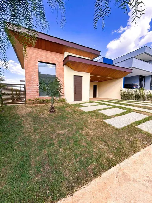 Foto 2 de Casa de Condomínio com 3 quartos à venda, 360m2 em Cajuru do Sul, Sorocaba - SP