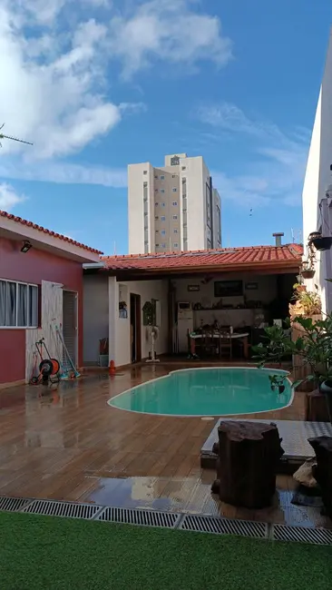 Foto 2 de Casa com 4 quartos à venda, 300m2 em Jardim Americano, Sorocaba - SP