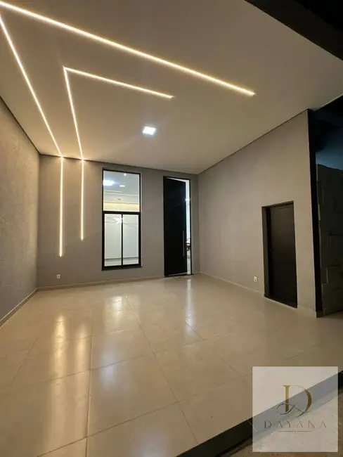 Casa de Condomínio com 3 quartos à venda, 250m2 em Wanel Ville, Sorocaba - SP - imagem 2 Foto 2 de Casa de Condomínio com 3 quartos à venda, 250m2 em Wanel Ville, Sorocaba - SP