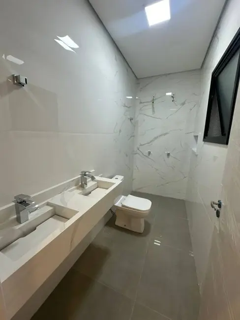 Foto 4 de Casa de Condomínio com 3 quartos à venda, 250m2 em Wanel Ville, Sorocaba - SP