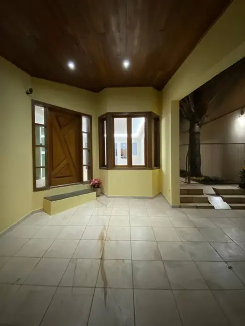 Casa com 4 quartos à venda, 275m2 em Jardim Residencial Deolinda Guerra, Sorocaba - SP - imagem 7 Foto 7 de Casa com 4 quartos à venda, 275m2 em Jardim Residencial Deolinda Guerra, Sorocaba - SP
