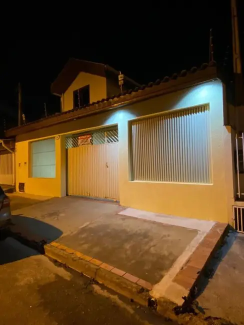 Casa com 4 quartos à venda, 275m2 em Jardim Residencial Deolinda Guerra, Sorocaba - SP - imagem 1 Foto 1 de Casa com 4 quartos à venda, 275m2 em Jardim Residencial Deolinda Guerra, Sorocaba - SP