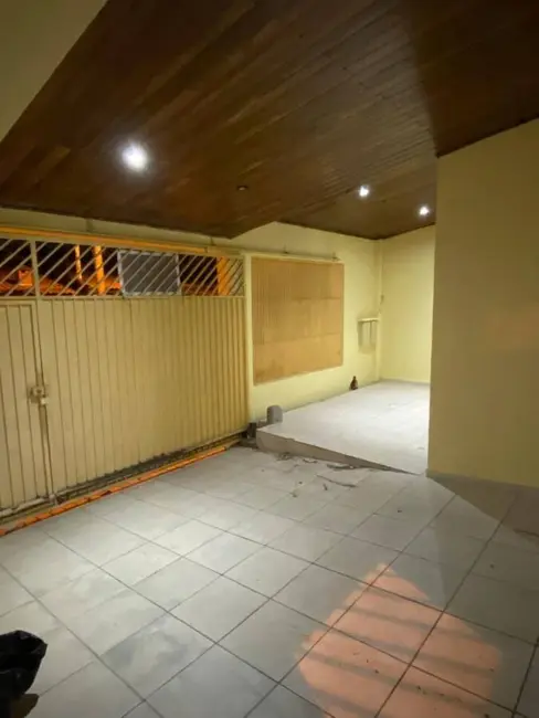 Casa com 4 quartos à venda, 275m2 em Jardim Residencial Deolinda Guerra, Sorocaba - SP - imagem 8 Foto 8 de Casa com 4 quartos à venda, 275m2 em Jardim Residencial Deolinda Guerra, Sorocaba - SP