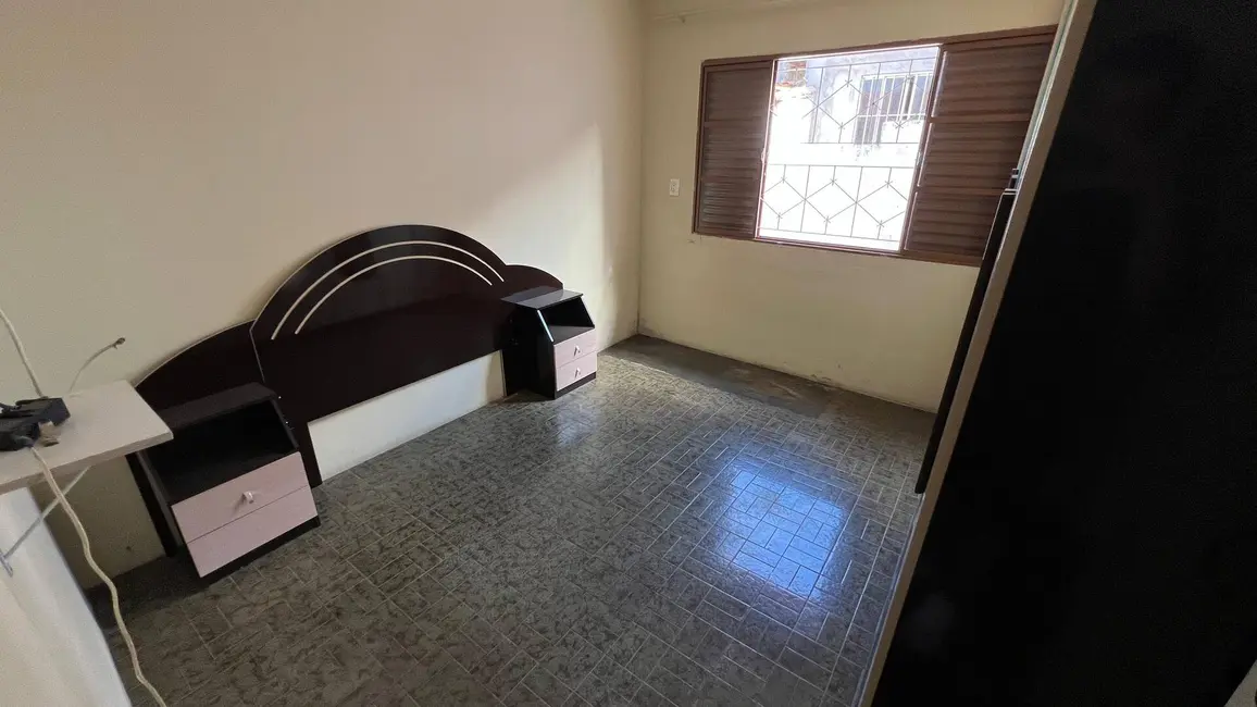 Casa com 2 quartos à venda, 238m2 em Vila Hortência, Sorocaba - SP - imagem 7 Foto 7 de Casa com 2 quartos à venda, 238m2 em Vila Hortência, Sorocaba - SP