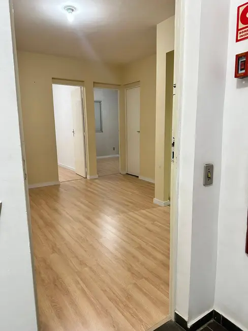 Apartamento com 2 quartos à venda e para alugar, 42m2 em Jardim Guadalajara, Sorocaba - SP - imagem 2 Foto 2 de Apartamento com 2 quartos à venda e para alugar, 42m2 em Jardim Guadalajara, Sorocaba - SP