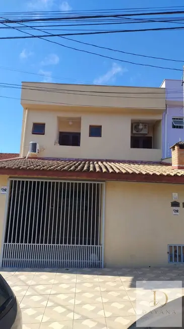 Casa com 2 quartos à venda, 105m2 em Vila Hortência, Sorocaba - SP - imagem 1 Foto 1 de Casa com 2 quartos à venda, 105m2 em Vila Hortência, Sorocaba - SP