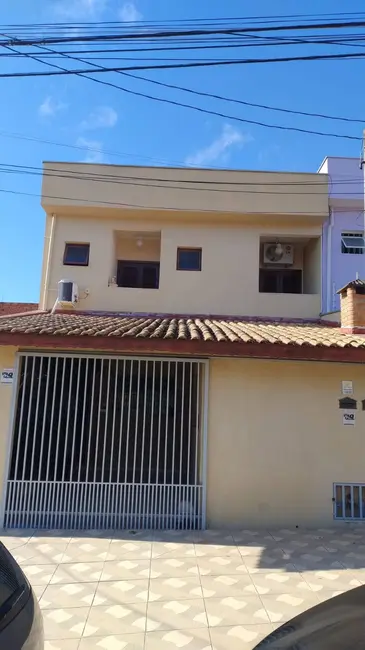 Foto 1 de Casa com 2 quartos à venda, 105m2 em Vila Hortência, Sorocaba - SP