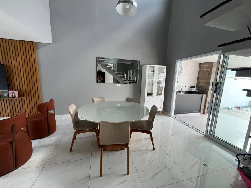 Foto 8 de Casa de Condomínio com 2 quartos à venda e para alugar, 150m2 em Horto Florestal, Sorocaba - SP