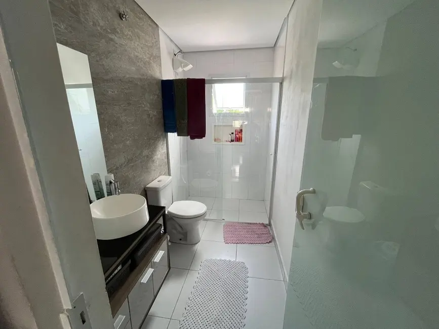 Foto 2 de Casa de Condomínio com 2 quartos à venda e para alugar, 150m2 em Horto Florestal, Sorocaba - SP