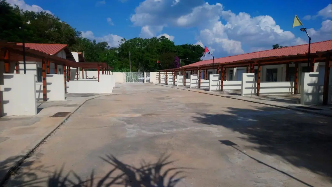 Casa de Condomínio com 2 quartos à venda, 159m2 em Jardim J S Carvalho, Sorocaba - SP - imagem 5 Foto 5 de Casa de Condomínio com 2 quartos à venda, 159m2 em Jardim J S Carvalho, Sorocaba - SP