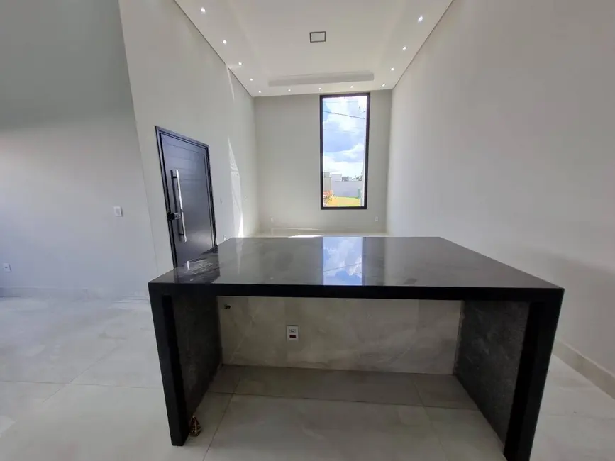 Foto 3 de Casa de Condomínio com 3 quartos à venda, 200m2 em Jardim Novo Horizonte, Sorocaba - SP