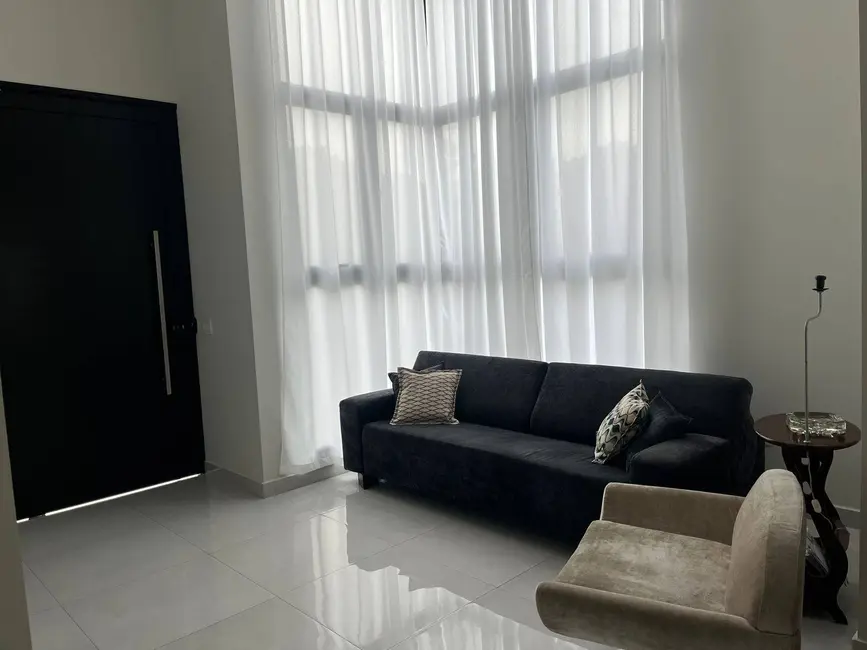 Foto 8 de Casa de Condomínio com 3 quartos à venda e para alugar, 300m2 em Aparecidinha, Sorocaba - SP