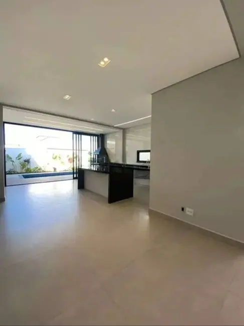 Foto 3 de Casa de Condomínio com 3 quartos à venda, 161m2 em Votorantim - SP