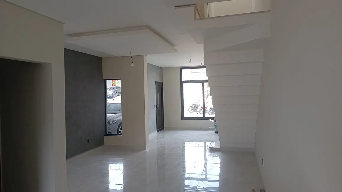 Foto 3 de Casa de Condomínio com 3 quartos à venda em Horto Florestal, Sorocaba - SP