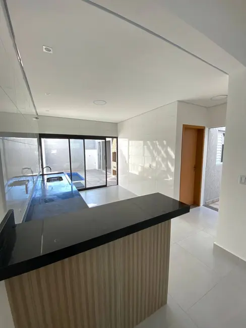 Casa de Condomínio com 3 quartos à venda, 154m2 em Sorocaba - SP - imagem 4 Foto 4 de Casa de Condomínio com 3 quartos à venda, 154m2 em Sorocaba - SP