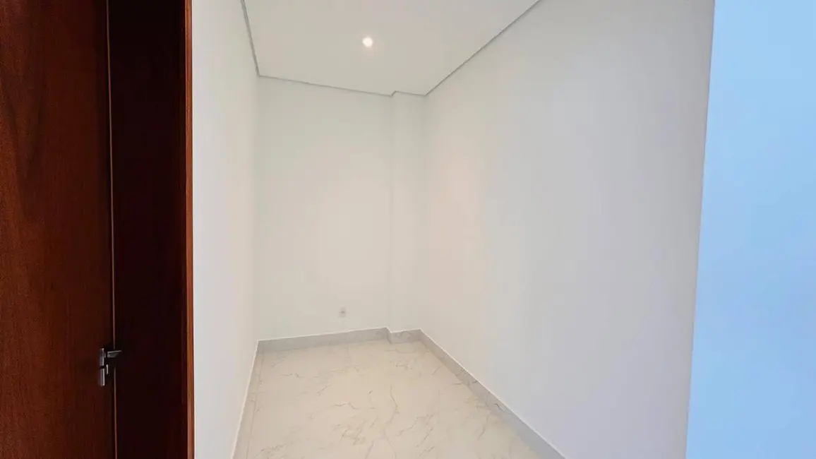 Foto 7 de Casa de Condomínio com 4 quartos à venda, 310m2 em Votorantim - SP