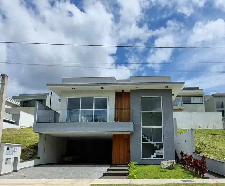 Foto 1 de Casa de Condomínio com 3 quartos à venda, 307m2 em Votorantim - SP