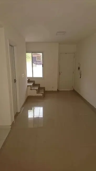 Foto 4 de Casa de Condomínio com 2 quartos à venda e para alugar, 53m2 em Vila Mineirão, Sorocaba - SP