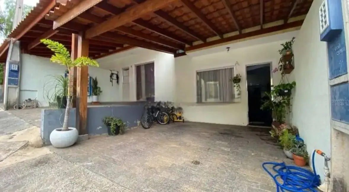 Foto 2 de Casa de Condomínio com 2 quartos à venda, 105m2 em Lopes de Oliveira, Sorocaba - SP